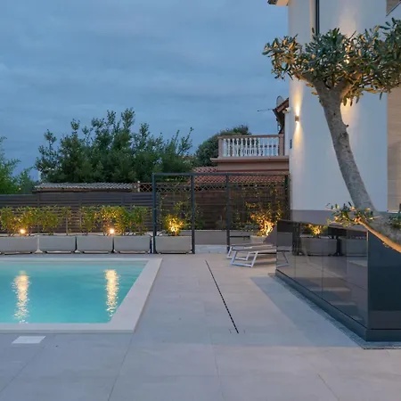 Antares By Interhome *