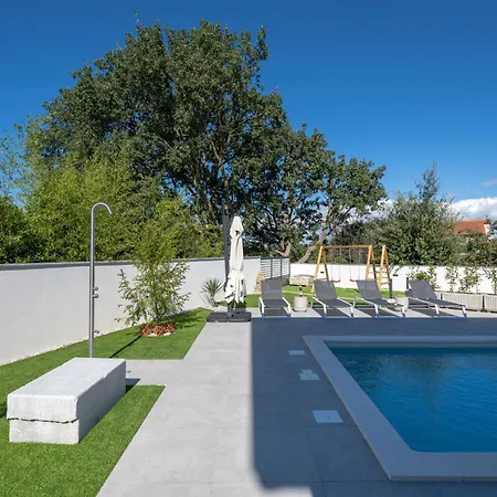 Antares By Interhome Tatil Evi Štinjan